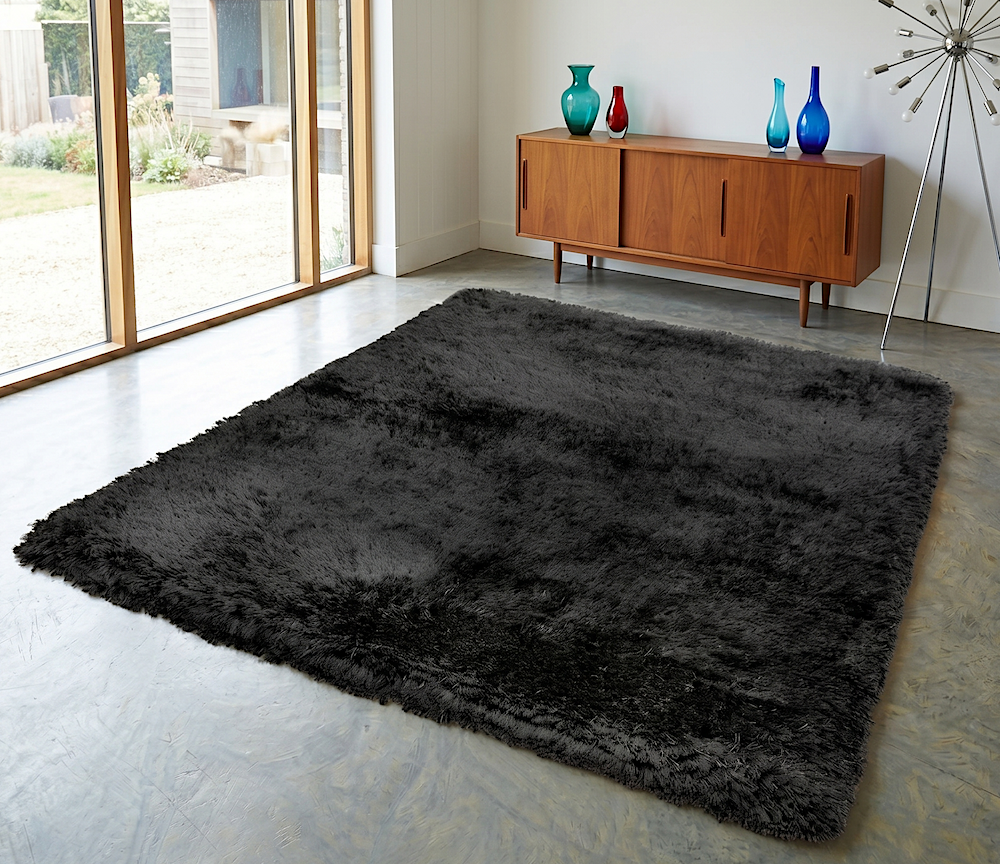 Plush Rug 70cm x 140cm Black