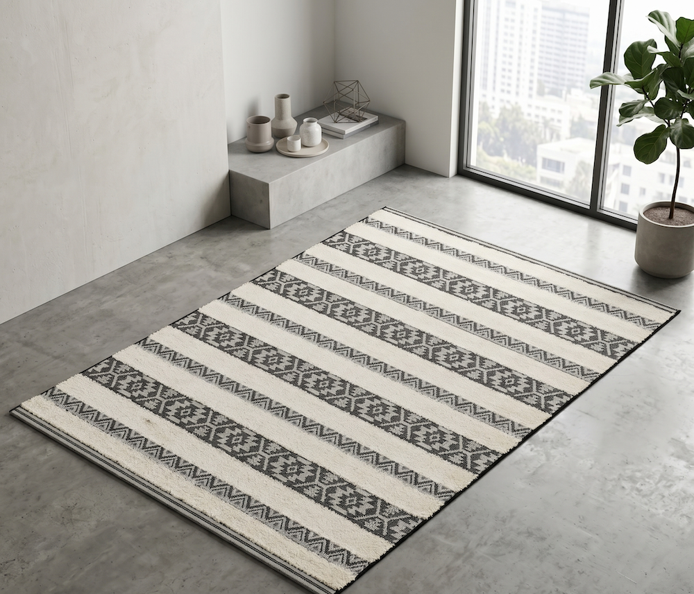 Monty 120cm x 170cm MN03 Black/Cream Stripe