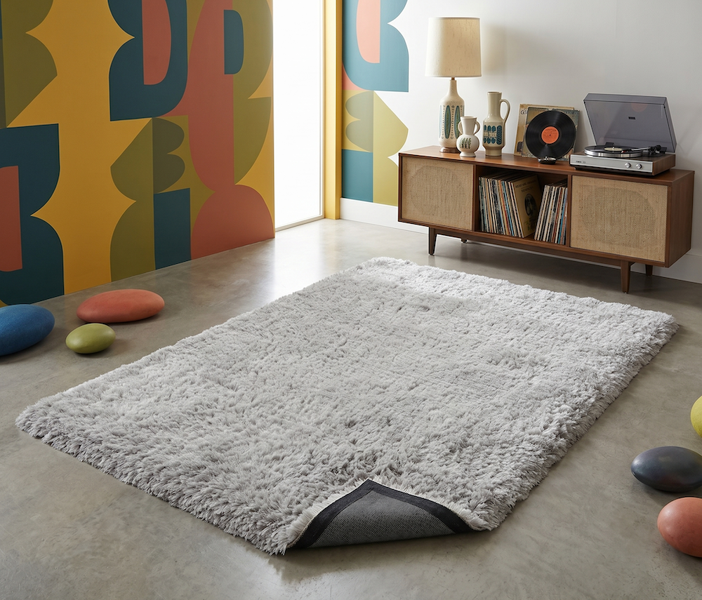 Plush Rug 70cm x 140cm Silver